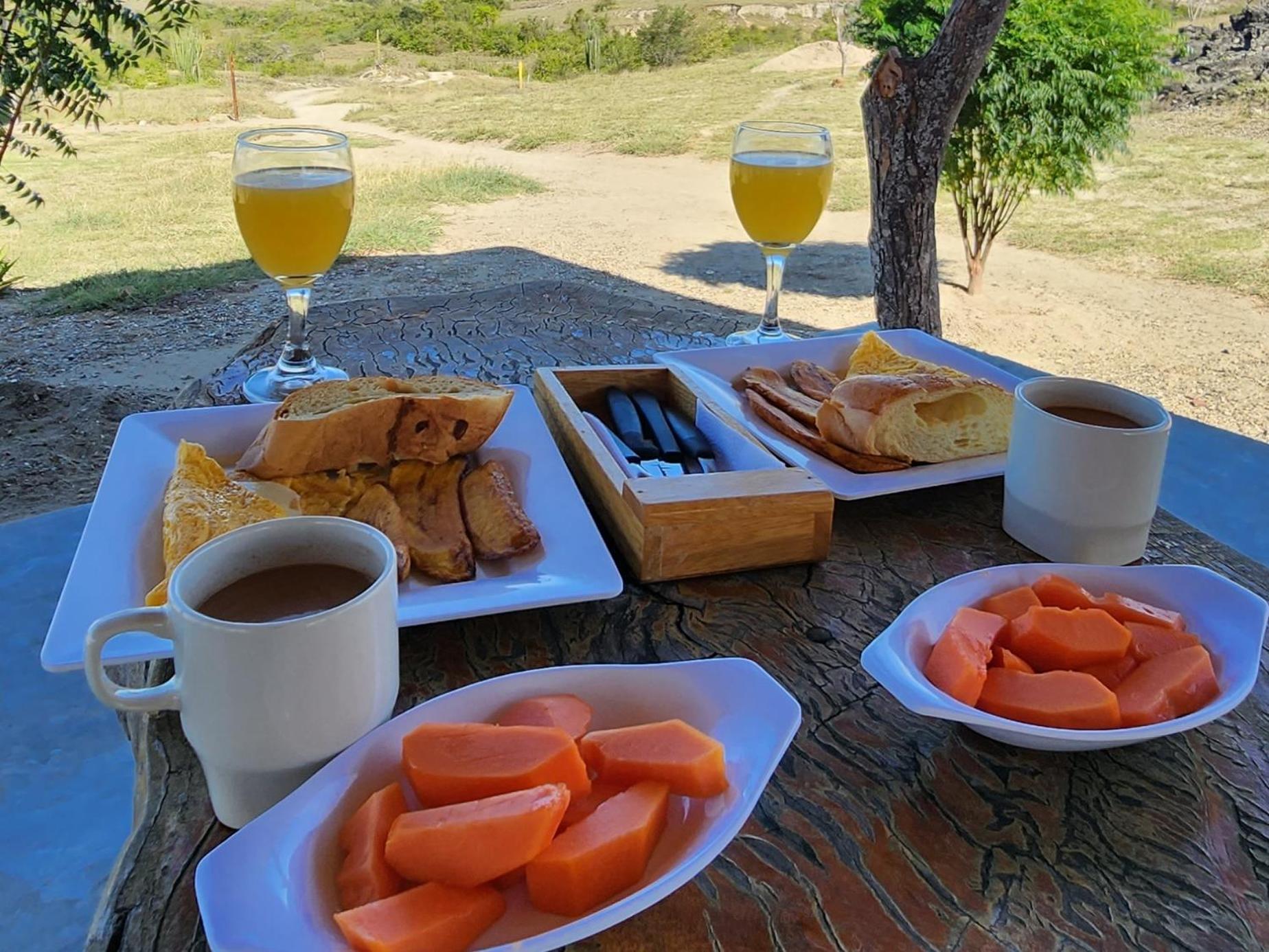 Mana Star Lounge Hotel Villavieja Eksteriør billede